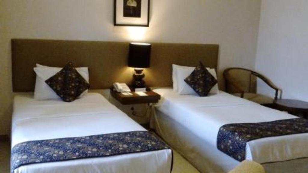 Le Beringin Hotel Salatiga Bagian luar foto
