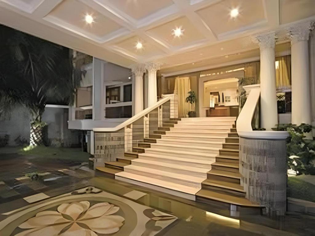 Le Beringin Hotel Salatiga Bagian luar foto